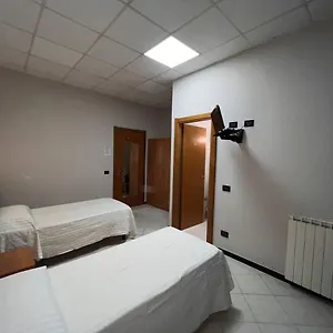 Affittacamere Shelter, Genova